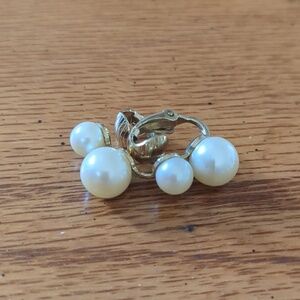 Avon Classic Double Pearl Clip-On Earrings